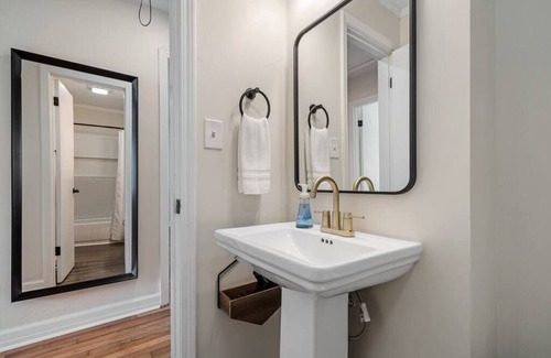 Wade Hampton Casa | 11 Min to Downtown|Superhost w/250 5 Star Reviews