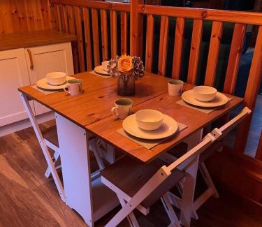 Cenarth Casa | 11 Tan-y-coed Woodland Lodge