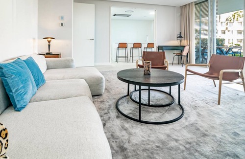 Estepona Apartamento | 110 m² Apartamento ∙ 3 habitaciones ∙ 6 huéspedes