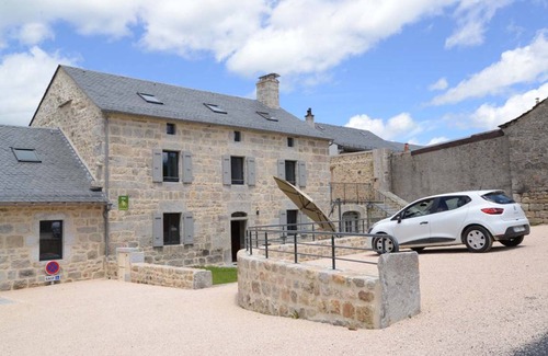 Albaret-le-Comtal Casa | 110 m² Gîte ∙ 3 habitaciones ∙ 10 huéspedes