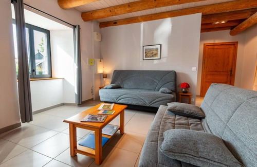 Albaret-le-Comtal Casa | 110 m² Gîte ∙ 3 habitaciones ∙ 10 huéspedes