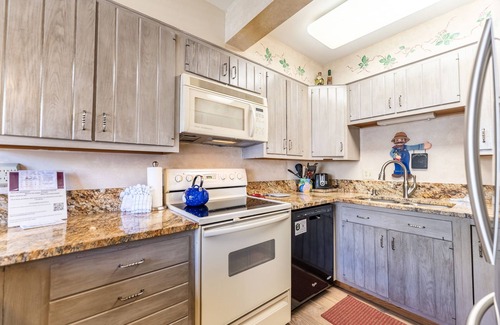 Dillon Casa | 111 Corinthian Circle Unit H by Summit County Mountain Retreats