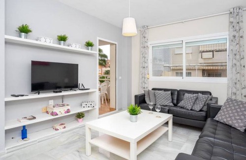 Torremolinos Apartamento | 111 m² Apartamento ∙ 3 habitaciones ∙ 6 personas