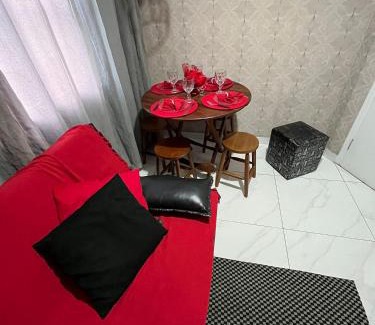 Canto do Forte Apartamento | 113 Canto do Forte - 1dorm - 200 m da Praia e 20m dos Bares e restaurantes - Estacionamento gratuito e WI Fi , TV a cabo