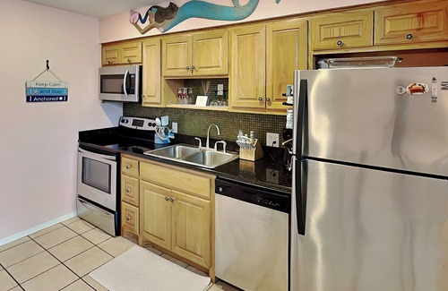 Rockport Condominio | #113 Mermaids Den | Waterfront + Pool