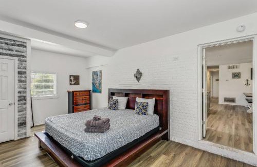 Gulf Breeze Casa | 1133 Redwood Lane