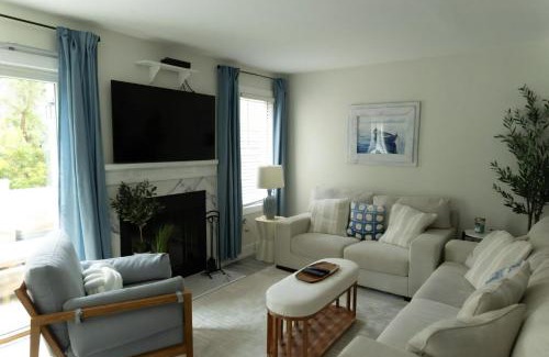Diamond Beach Casa | 114 Austin Ave, Unit 11