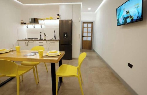 Barrio Urdesa Apartamento | 114 - Prague Apts 3 pax Consulate USA Parking