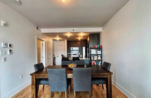 Maisonneuve Apartamento | #114 Splendid Unit on 2 Floors, Terrace, Parking