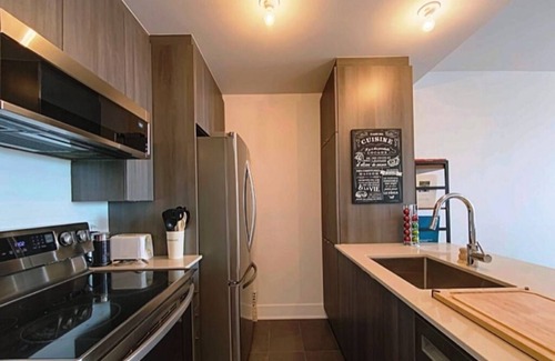 Maisonneuve Apartamento | #114 Splendid Unit on 2 Floors, Terrace, Parking