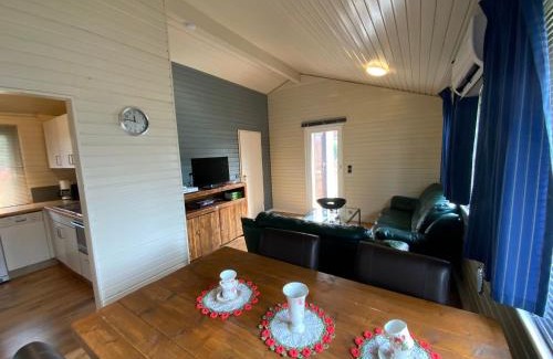 Getelo Casa | 115 smarttv xbox restaurant playyard P keybox starlink airco forest pets pittoresque