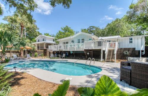 Folly Beach Casa | 116 E Hudson - Heaven's Folly - Private Pool - Central Location