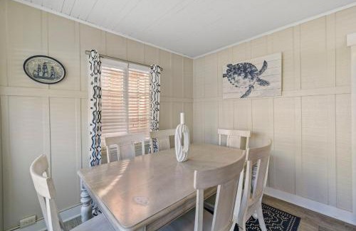 Balboa Island Casa | 118 Emerald Ave A & B