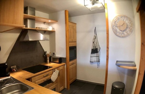 Peone Casa | 118 m2 TRIPLEX with garden, 4* listed, 3 bedrooms, sleeps 6-8