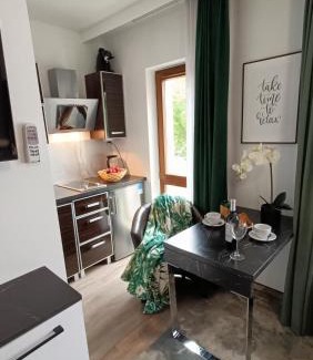 Dzielnica Uzdrowiskowa Apartamento | 118 w PIĘCIOGWIAZDKOWYM HOTELU plaża 200 m DOBRUK APARTAMENTY prywatny