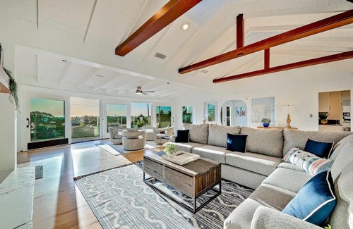 Olde Carlsbad Casa | 1185 Tamarack home
