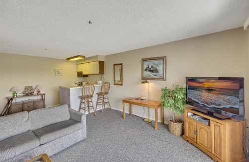 Charlevoix Casa | 119 Edgewater Inn