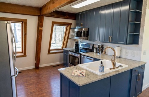 Goodlettsville Cabina | 12 Acre Incredible Hideaway 30 mins from Broadway