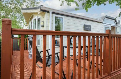 Welton Casa | 12 Field View