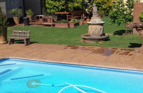 Carletonville Cama Y Desayuno | 12 m² Bed & Breakfast ∙ 6 habitaciones ∙ 2 huéspedes