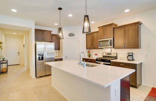Tucson Casa | Modern Tucson Retreat w/ Patio & Community Pool!