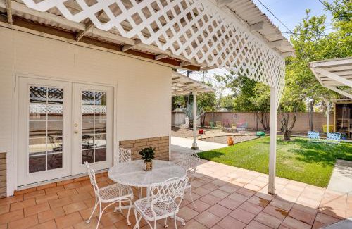 Downey Casa | 12 Mi to Dtwn LA Family Home with Private Sauna!