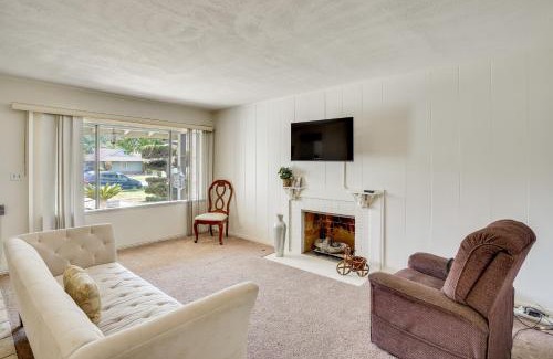 Downey Casa | 12 Mi to Dtwn LA Family Home with Private Sauna!