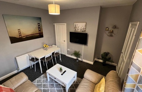 Whickham Apartamento | 12 Minutes to Centre-Near A1-Parking
