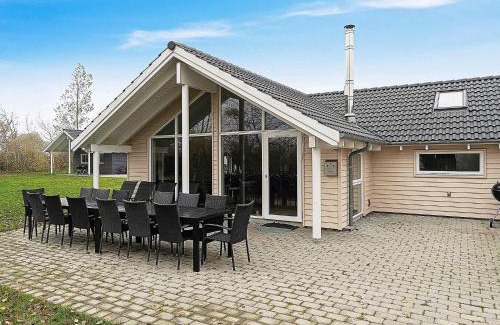 Olpenitz Casa | 12 person holiday home in Hasselberg