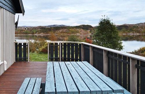 Kvenvær Casa | 12 person holiday home in Kvenvær