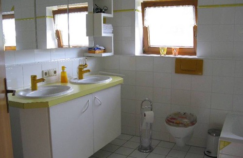Tennenbronn Apartamento | 120 m² Apartamento ∙ 6 personas