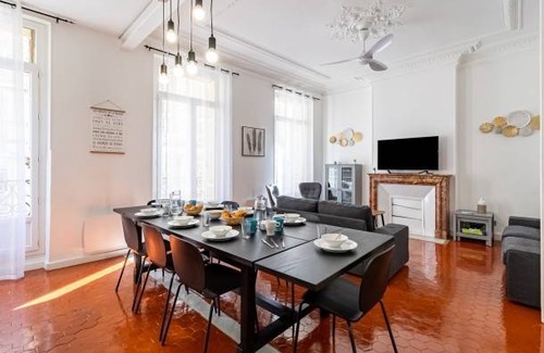 Noailles Apartamento | 120 m² Apartamento ∙ 5 habitaciones ∙ 9 personas
