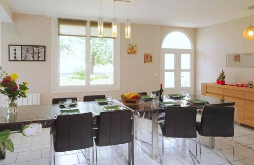 Saint-Martin de Brehal Casa | 120 m² Casa ∙ 5 habitaciones ∙ 8 personas