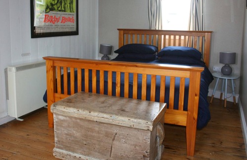 Sennen Cove Casa | 120 year old fishermans cottage beside the beach in the heart of Sennen Cove