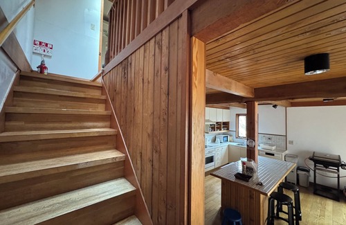 Fujikawaguchiko Casa | 120sqm cottage 3min walk lake BBQ 5min drive Kawaguchi Mt.Fuji stay fam & frnds