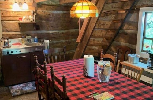 Boone Cabina | Cabina de 120 años, excelente pareja / familia escapada