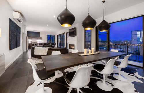 West End Casa | 121 Hotel Floor 1 2 by AvantStay Sleeps 34 10 Units in Nashville