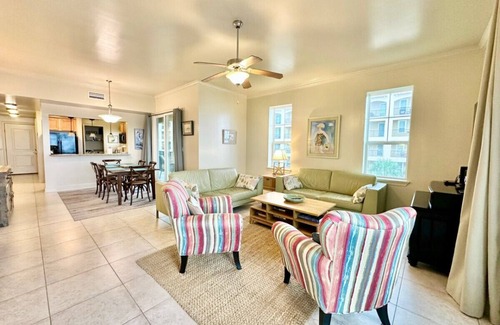 Henderson Point Condominio | Hermoso condominio frente al mar