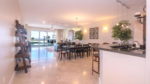 Rock Harbor Apartamento | 123 Mariners Club