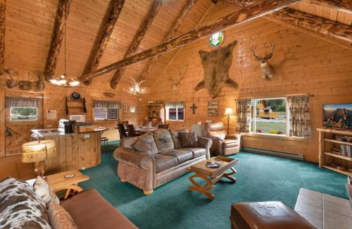 South Fork Casa | 123 Million Lane - South Fork