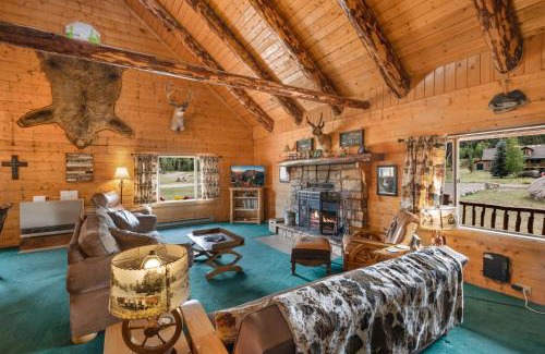 South Fork Casa | 123 Million Lane - South Fork