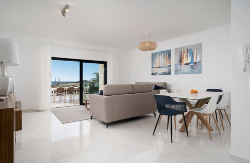 Porto de Mos Apartamento | 125 m² Apartamento ∙ 2 habitaciones ∙ 6 personas