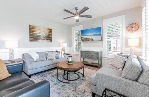 Laurel Grove Casa | 1283 Laurel Grove