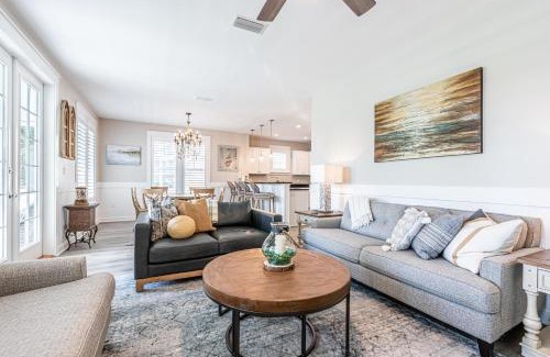 Laurel Grove Casa | 1283 Laurel Grove