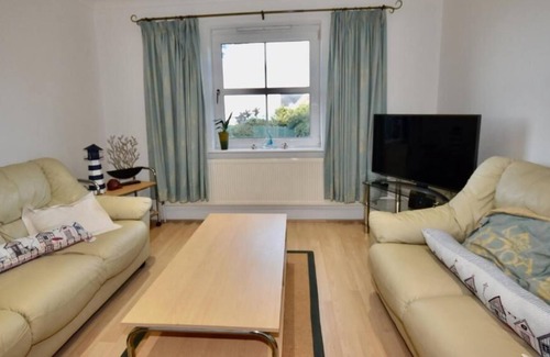Bembridge Casa | 12A Solent Landing