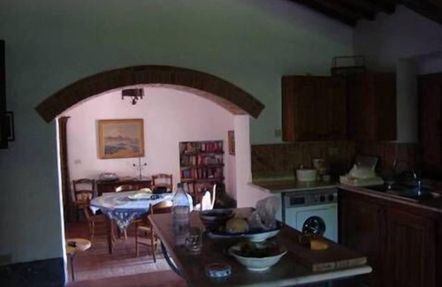 Castellina in Chianti Casa | 12 km al norte de Siena con una vista impresionante piscina y cancha de tenis 3 habitaciones con baño privado