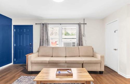 Norwood Casa | 12th Ave The Bricks - Unit 5