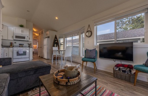 Regional District of Mount Waddington Cabaña | 13 - Bothan Mara Cottage By The Sea at Alder Bay