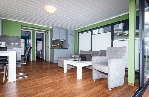 Kroeslin Alquiler De Eote | 13. Hausboot Zudar 50 m² - Hausboot Zudar