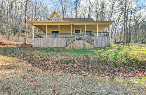 Cullowhee Casa | 13 Mi to Cashiers Cabin with Wraparound Porch!